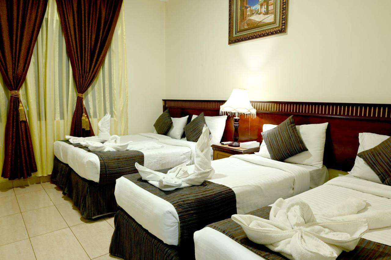 Hayah Taibah Hotel Medina Esterno foto