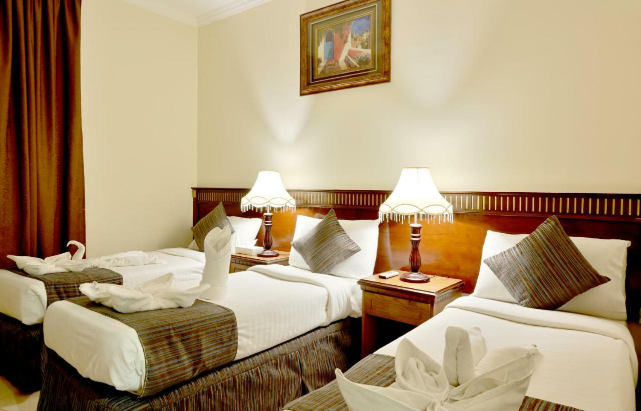 Hayah Taibah Hotel Medina Esterno foto