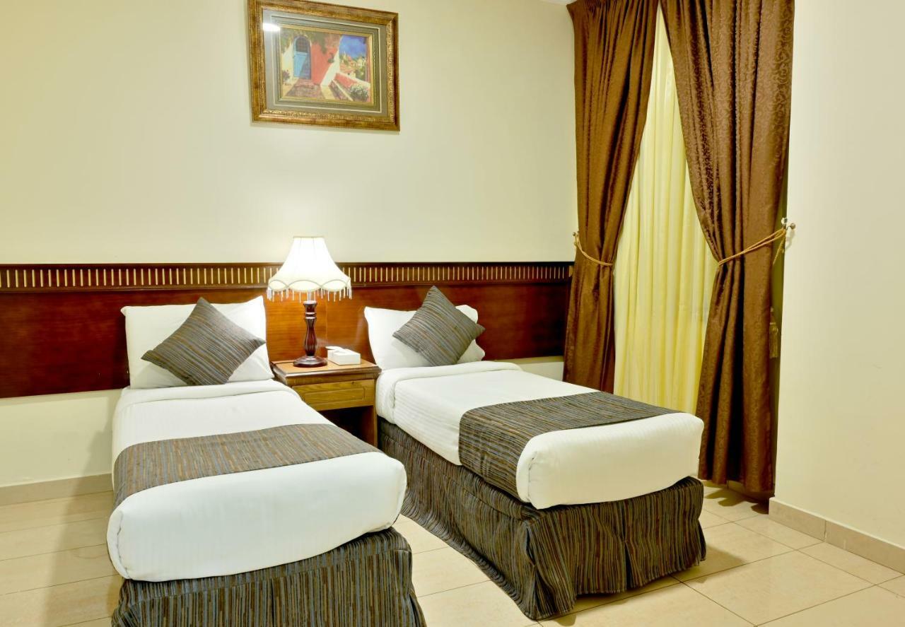 Hayah Taibah Hotel Medina Esterno foto